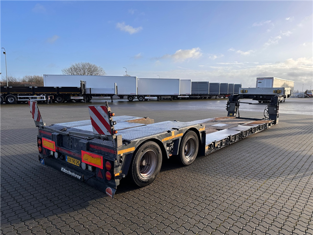 Kässbohrer SLL-2, Udtrækkelig, Tvangsstyring Nedbygget med seng