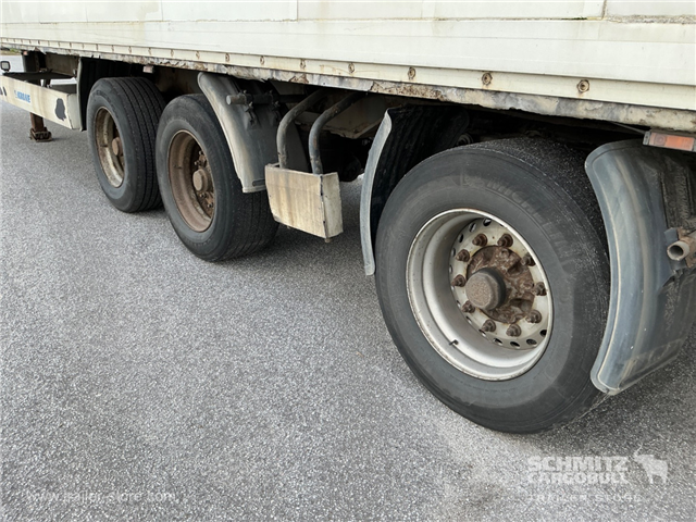 Krone Semi Dryfreight Standard Lift