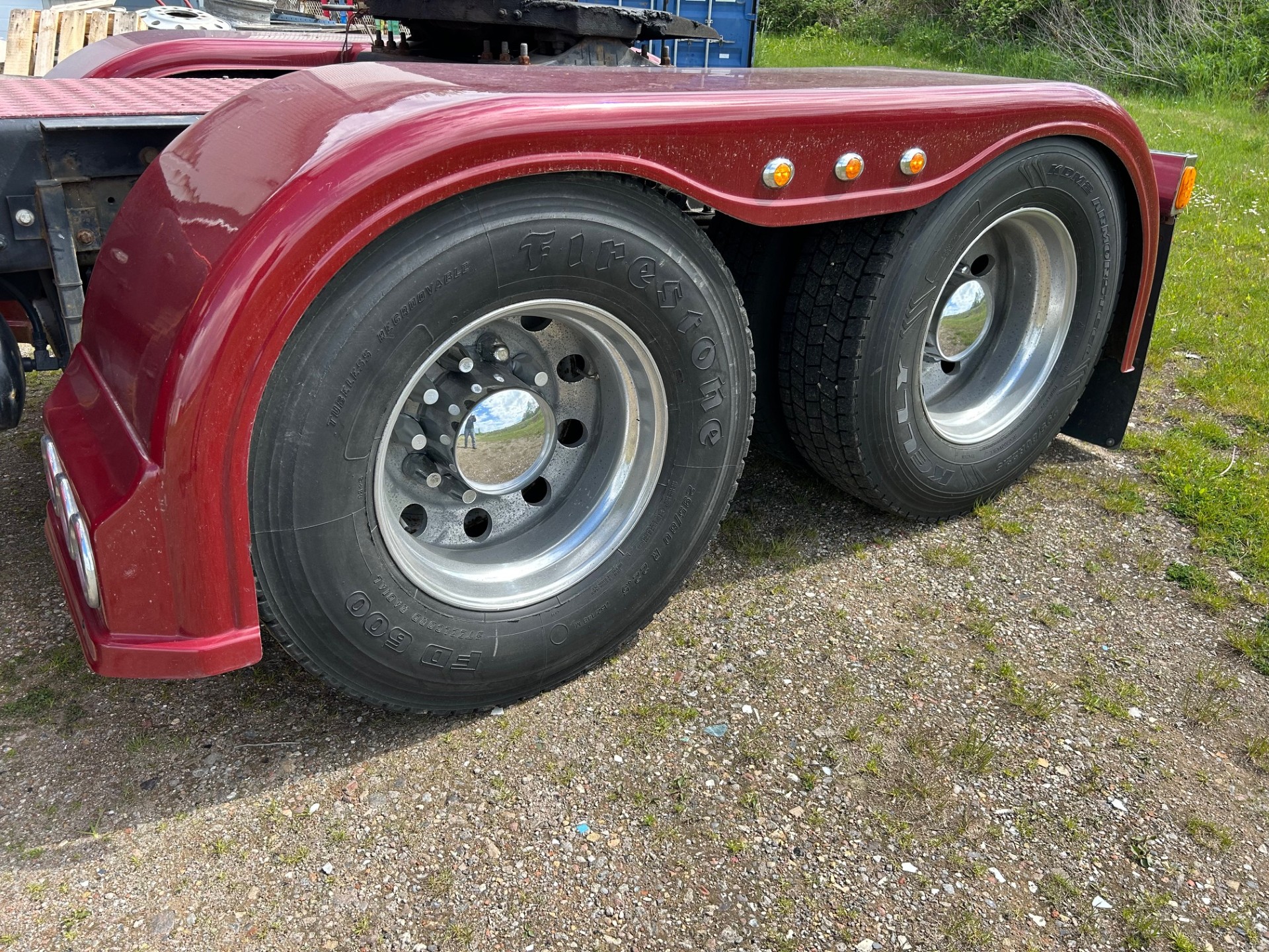 Kenworth W900L