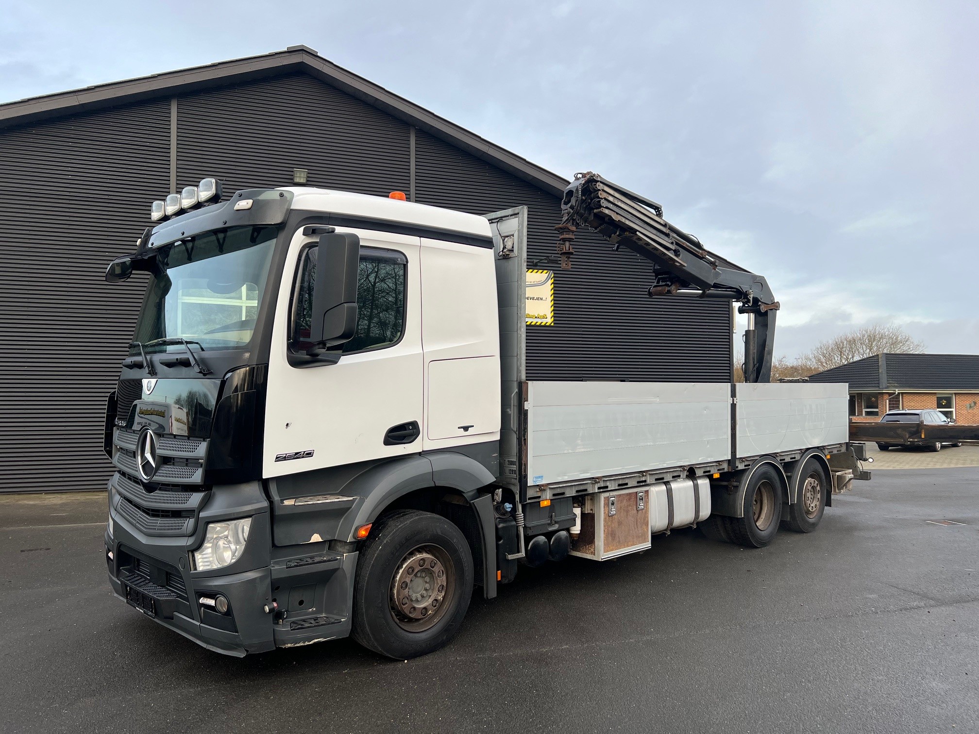 Mercedes 2540 HMF 2120 K5 kran