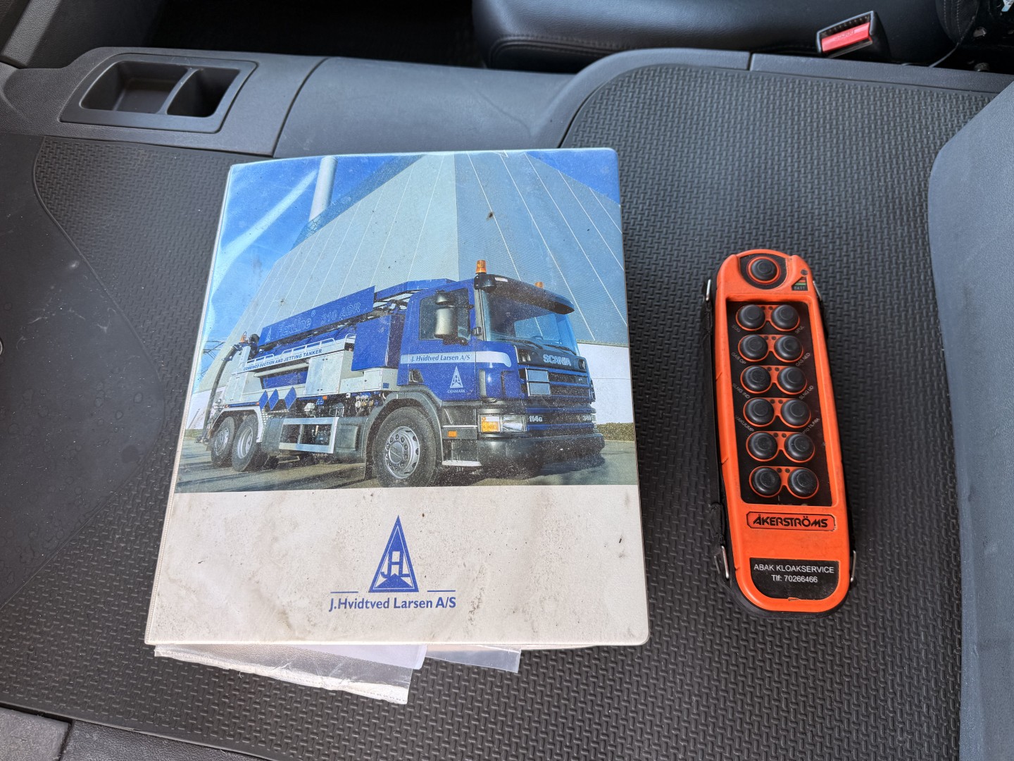 Scania P310 4x2 Hvidtved Larsen Flexline 207