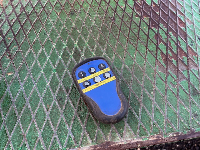 Scania P450 8X2*6 Knæklad + Kran HMF1820 – Machinetransporter