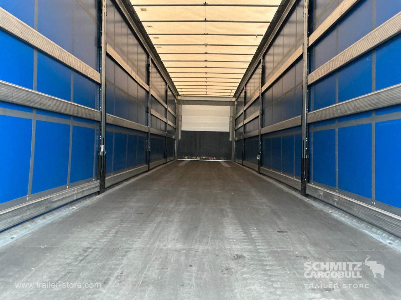 Schmitz Semi Curtainsider Standard