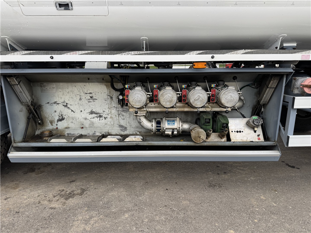 HMK Bilcon 22.000 L. ADR 4 Rum