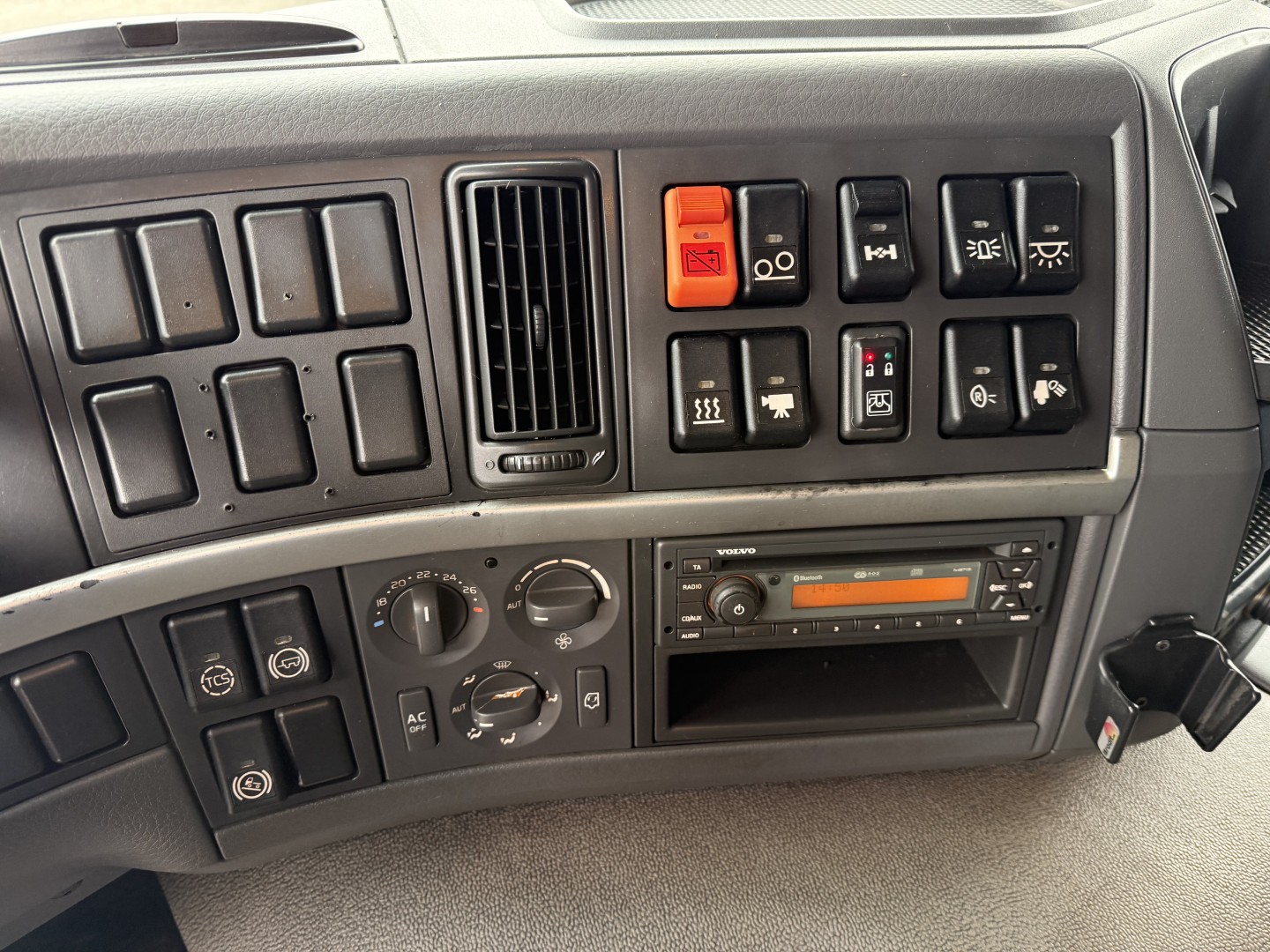 Volvo FM420 6x2*4 EEV Interconsult 12.700 l. Rustfri