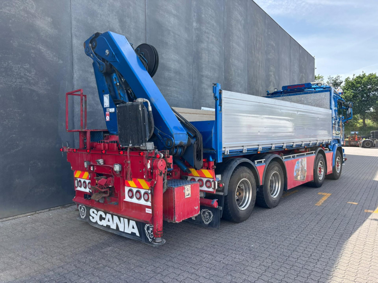 Scania R 520 LB8x4HNB Crane tip