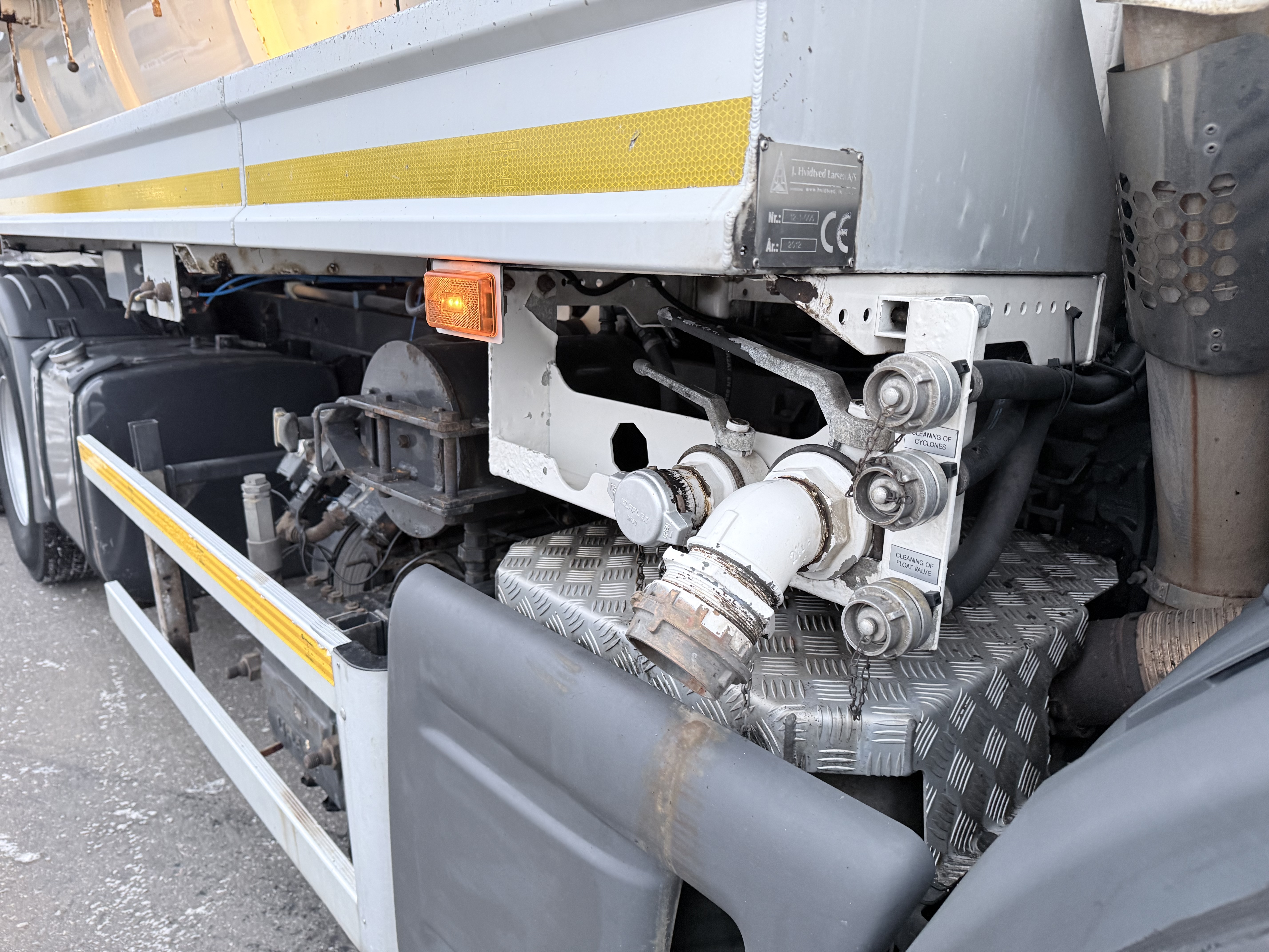 Scania P360 6x4 Hvidtved Larsen FlexLine 312