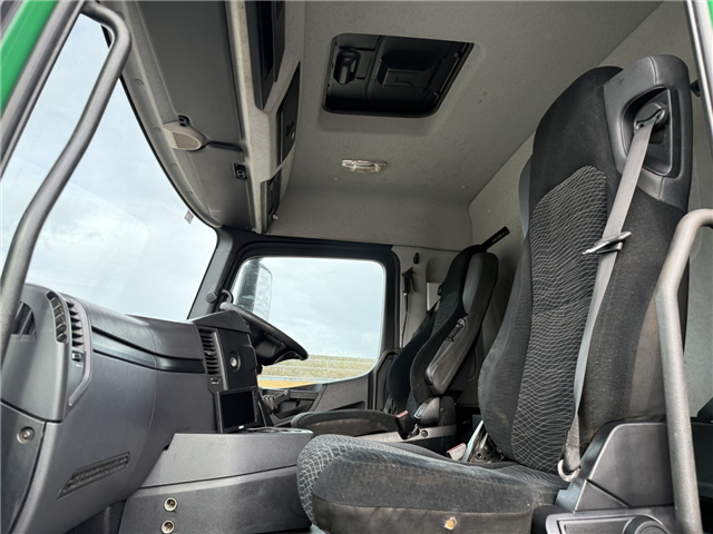 Mercedes Actros 3258 RHD 8x4-4 Wiedemann Super 1000 Recycler