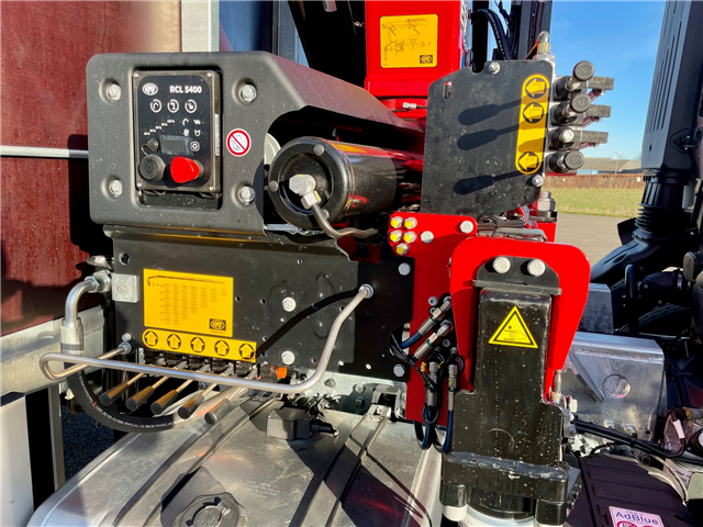 Iveco S-WAY AD190S34-E6e/FP Stillads