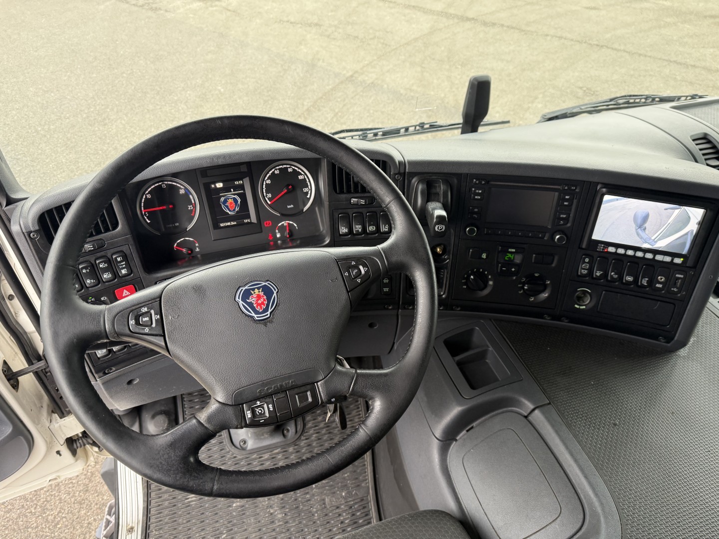 Scania P320 6x2*4 Carrier Supra 1250 Mt 9.65 m. kasse