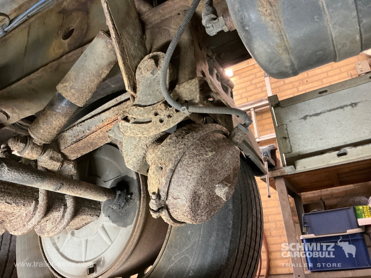 Krone Semi Dryfreight Standard Lift