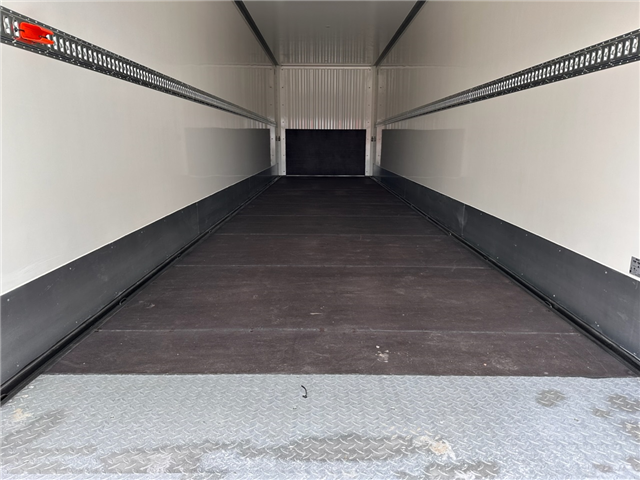 Kässbohrer Tridec, Dhollandia lift Boxtrailer