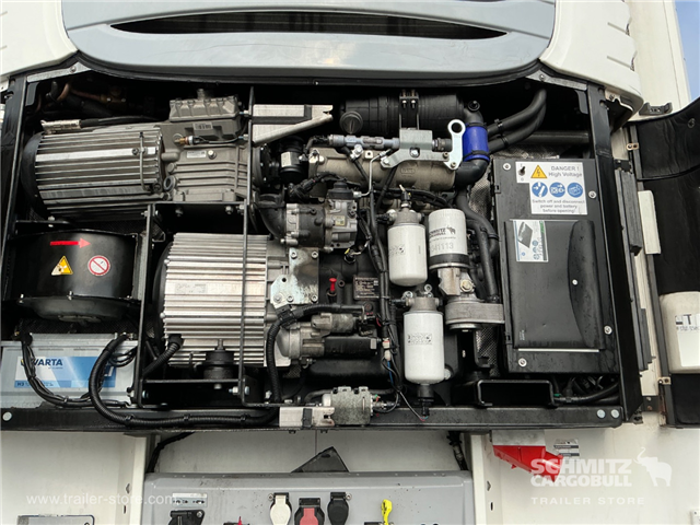 Schmitz Semi Reefer Meat hanging system