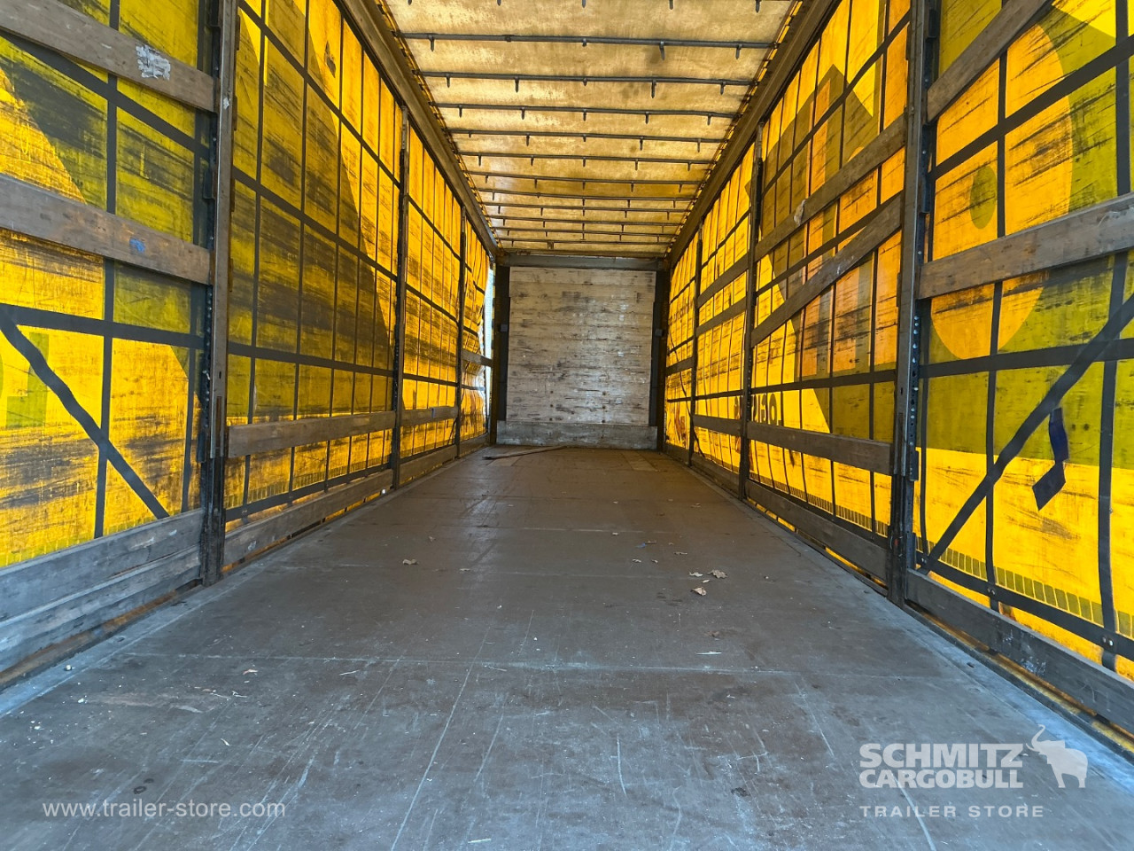 Schmitz Semi Curtainsider Mega