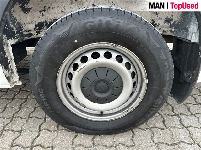 MAN TGE 3.180 4X2F SB