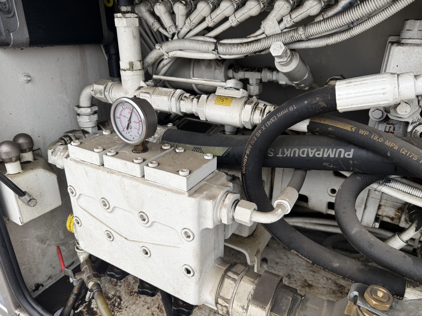 Volvo FM420 6x2*4 Interconsult 12.700 l. Rustfri Euro 5