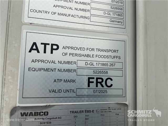 Schmitz Semi Reefer Meat hanging system