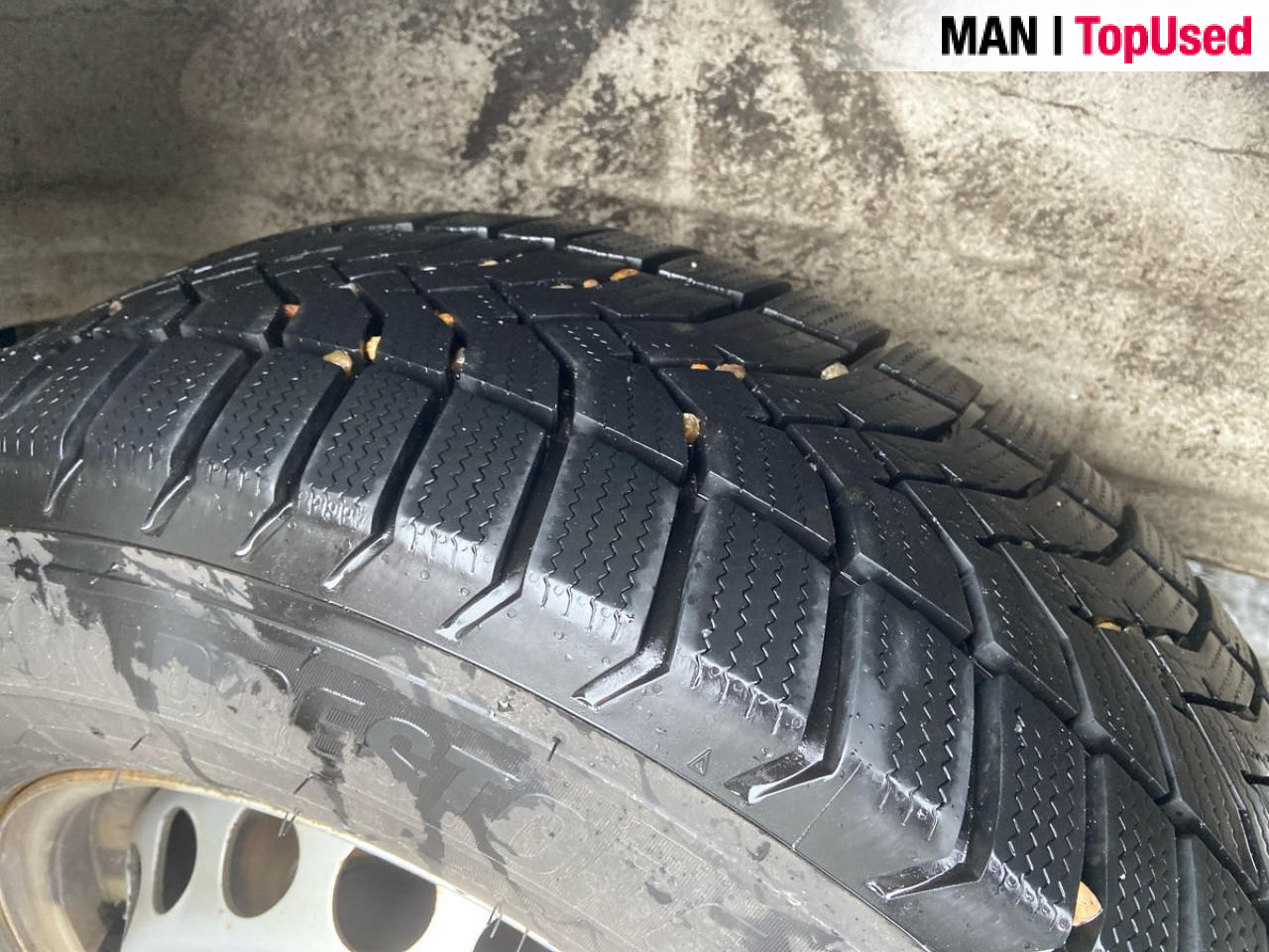 MAN TGE 3.180 4X2F SB