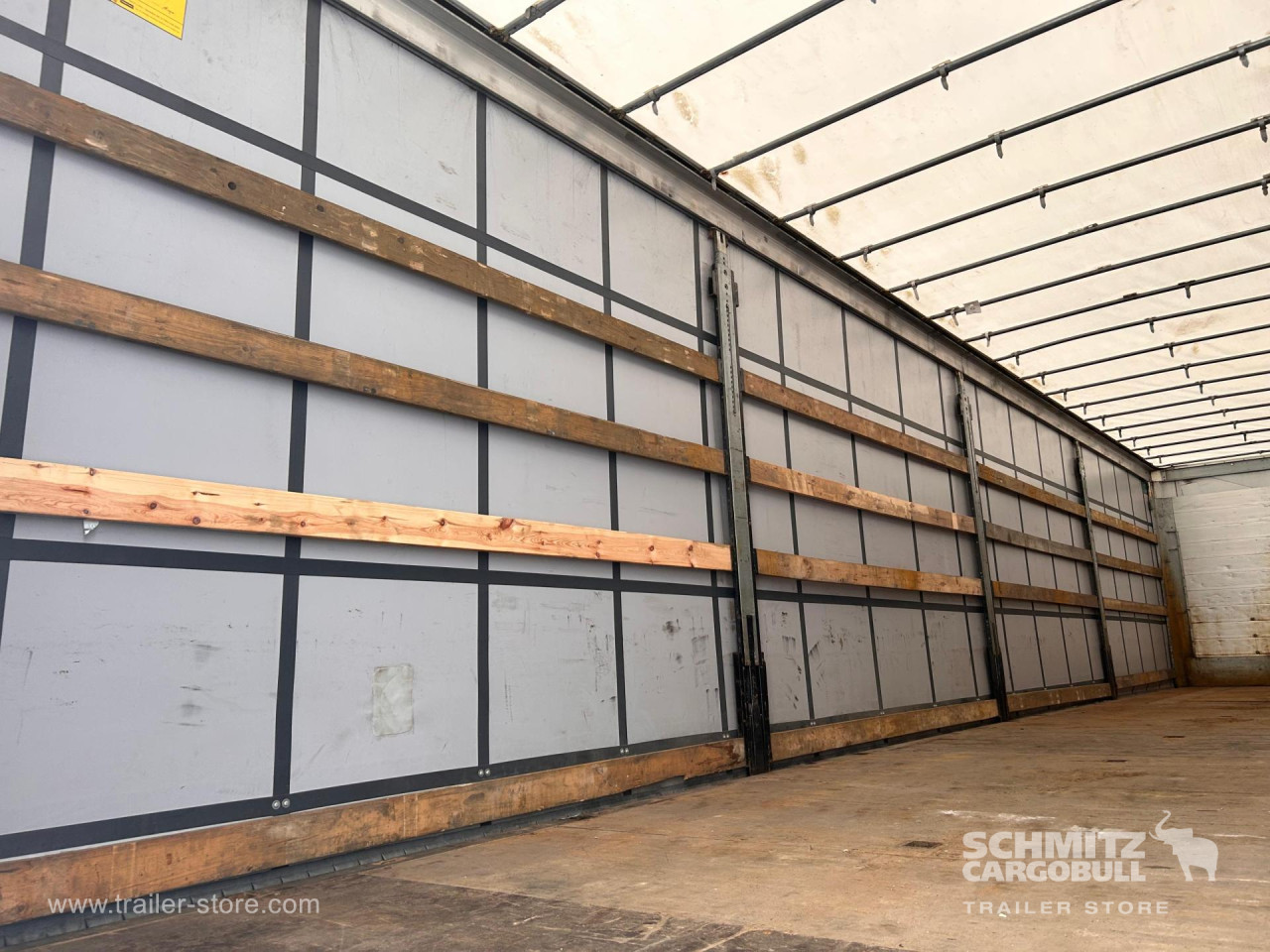 Schmitz Semi Curtainsider Standard Holder til gaffeltruck