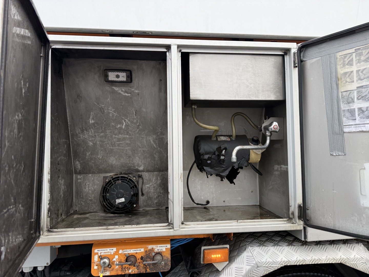 Scania P380 8x2*6 Hvidtved Larsen Flexline 414