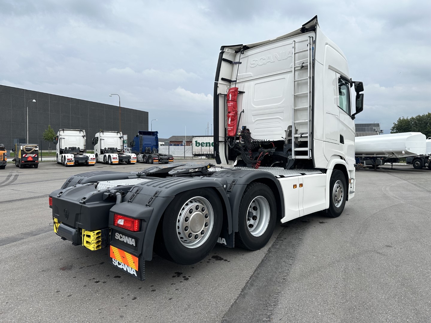 Scania S500 A6x2NB / Retarder