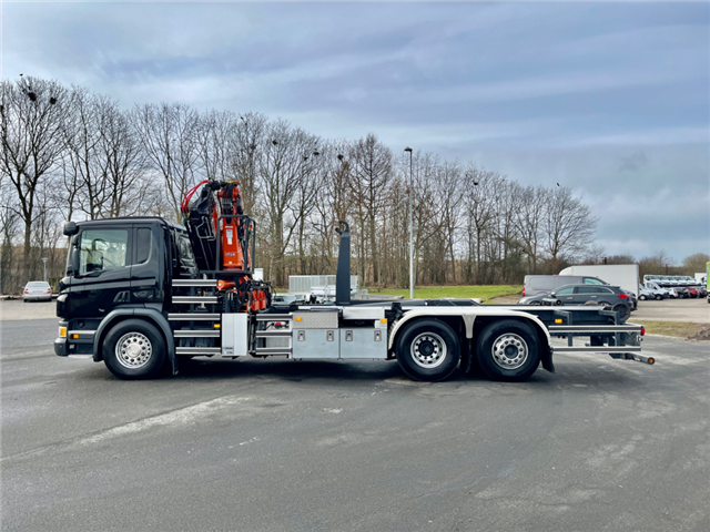 Scania P360 VDL Kroghejs med Atlas 206.3E kran
