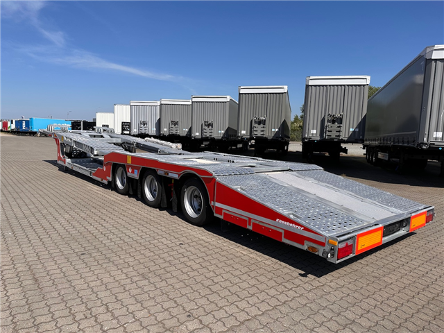 Kässbohrer 3 aks. Trucktransporter