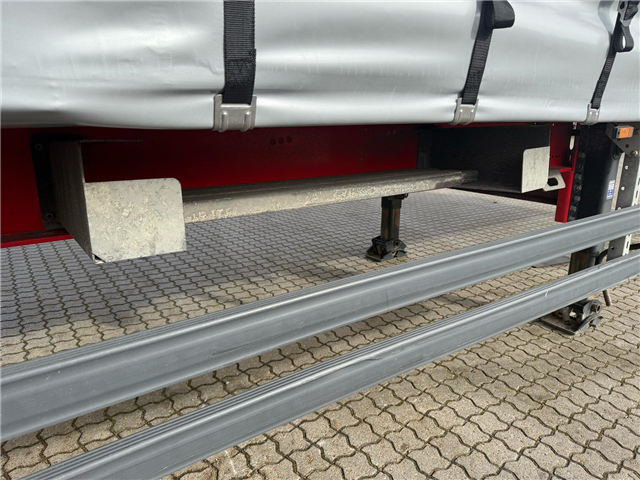 Kelberg Gardintrailer m. truckbeslag