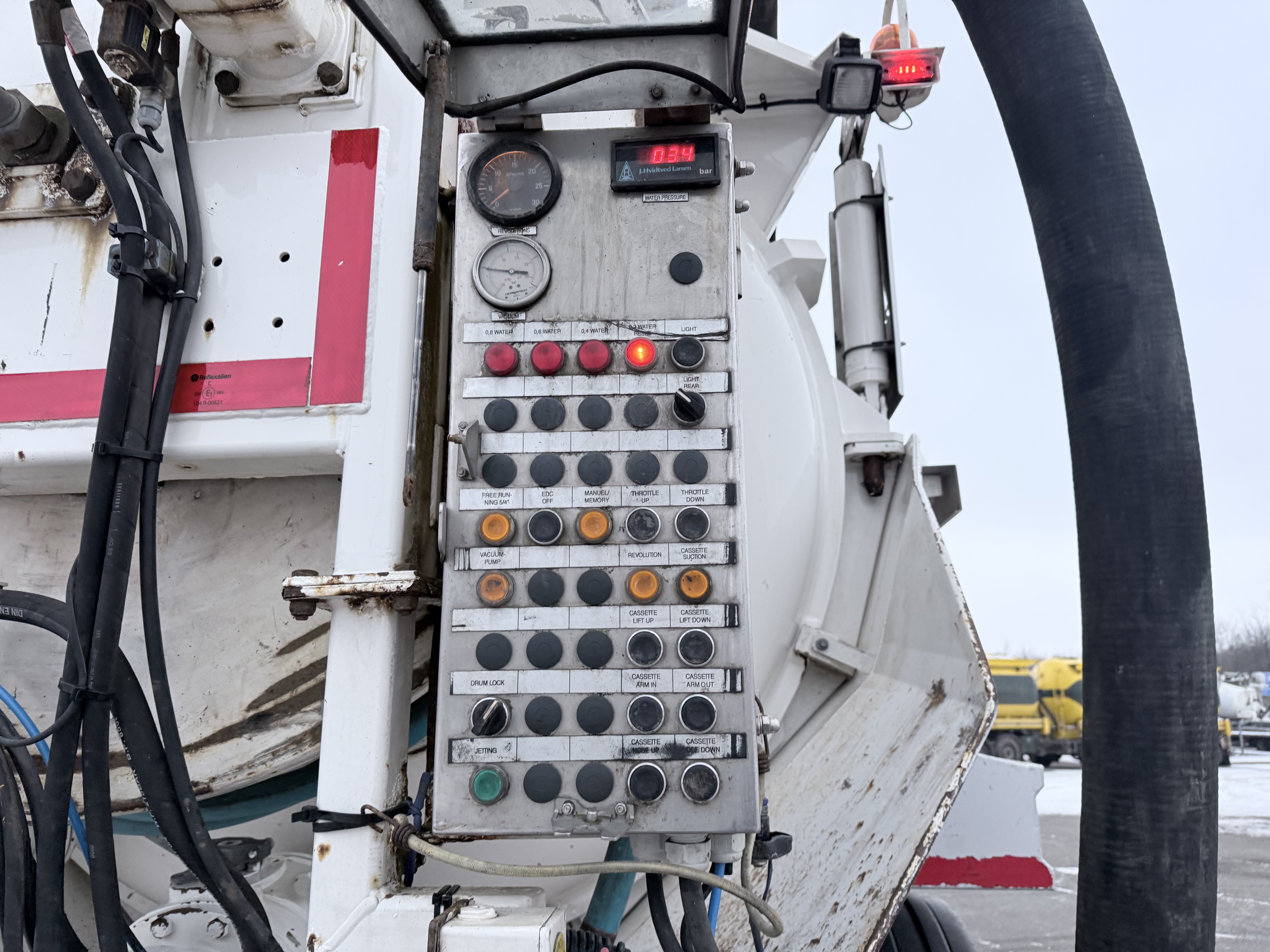 Scania P360 6x4 Hvidtved Larsen FlexLine 312