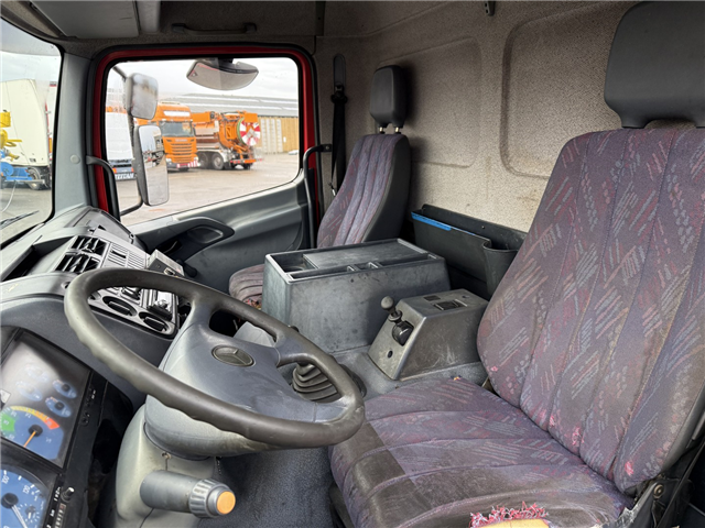 Mercedes Atego 1523 4x2 Kombi Slamsuger 6000 L