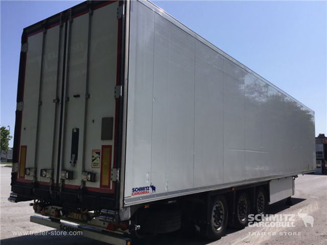 Schmitz Semi Reefer Meat hanging system