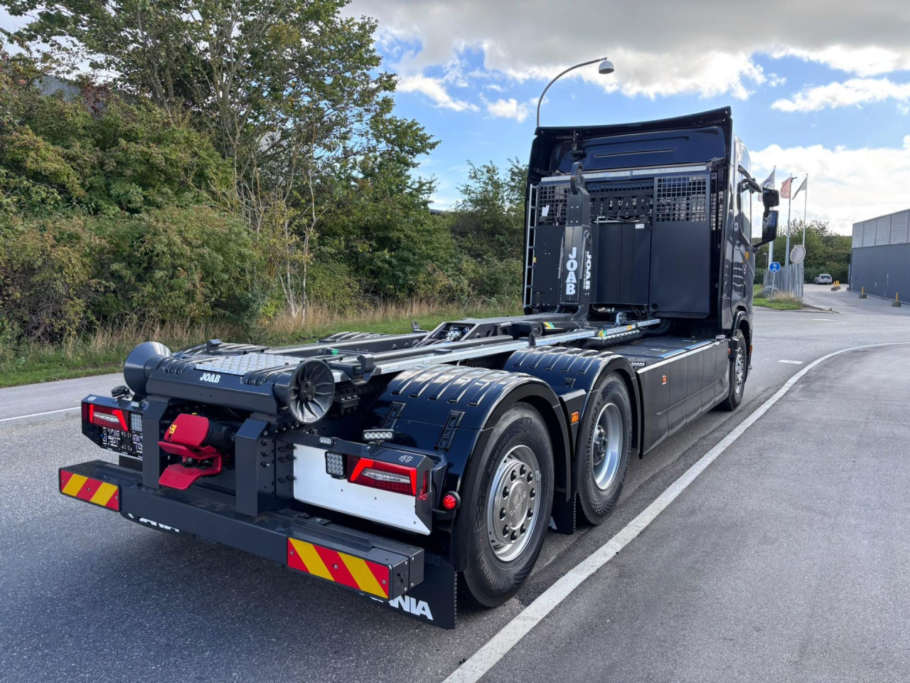 Scania R 450E B6x2*4NB 450 kW/535 kWh Hooklift NEW!