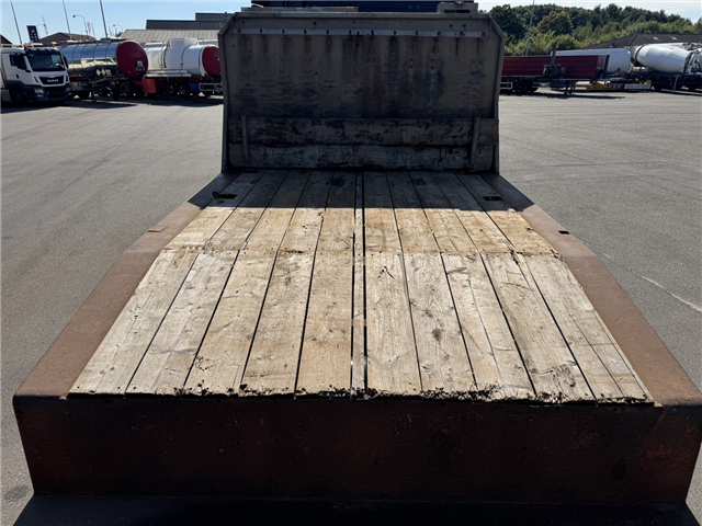 Kel-Berg / Faymonville 4 akslet Udtræks Maskintrailer