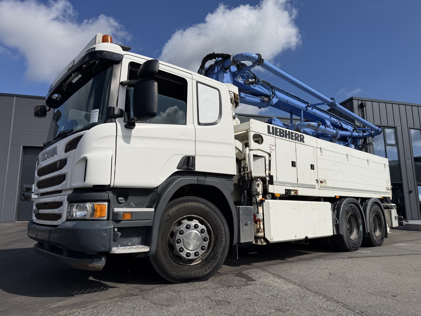 Scania P370 6x4 Liebherr THP140H 24 M4 XH Betonpumpe