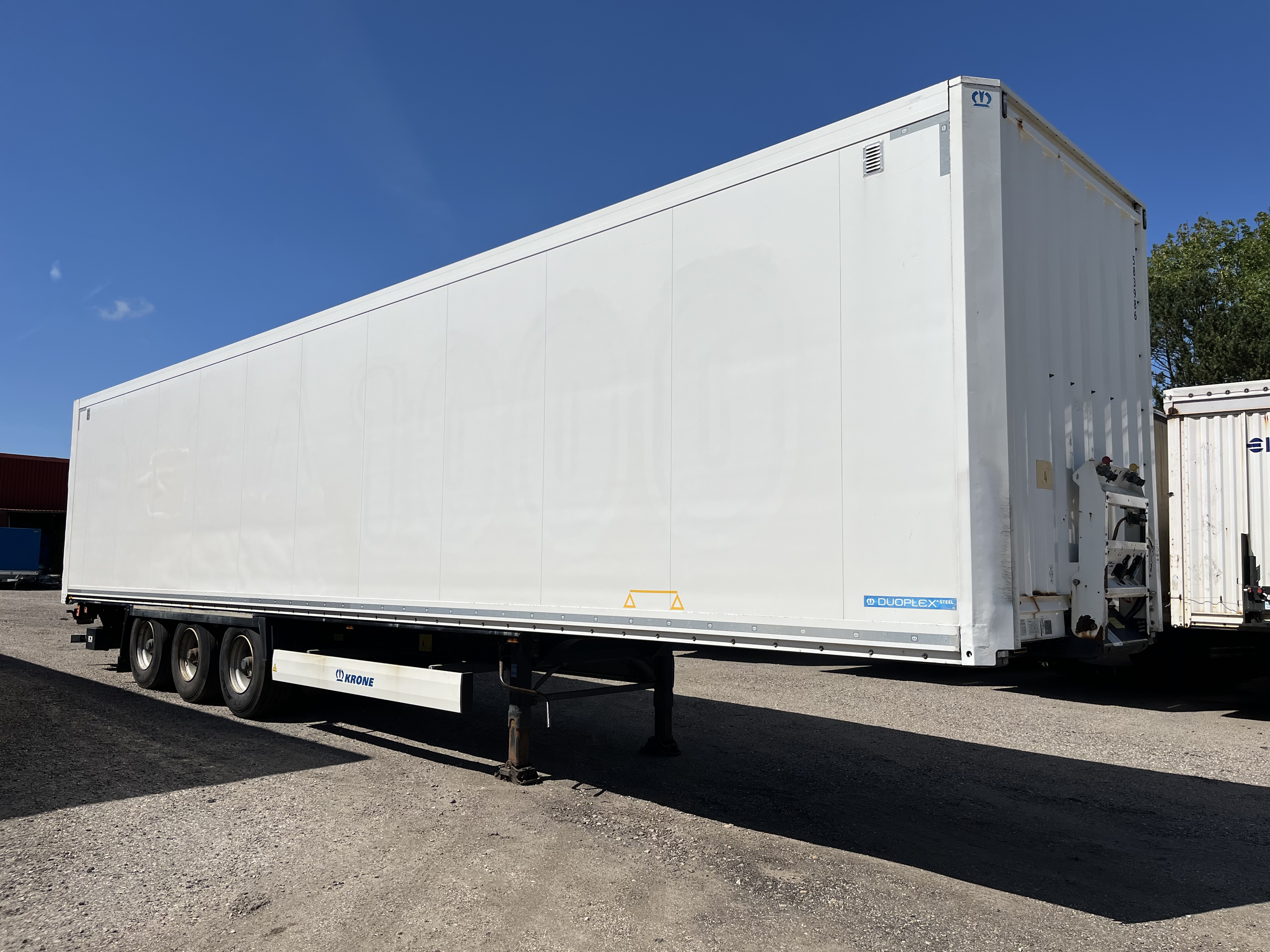 Krone Boks trailer m. lift