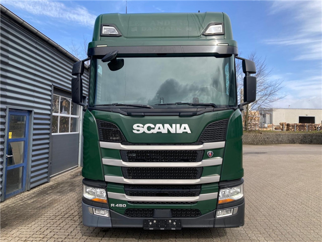 Scania R 450 A6x2/2NB
