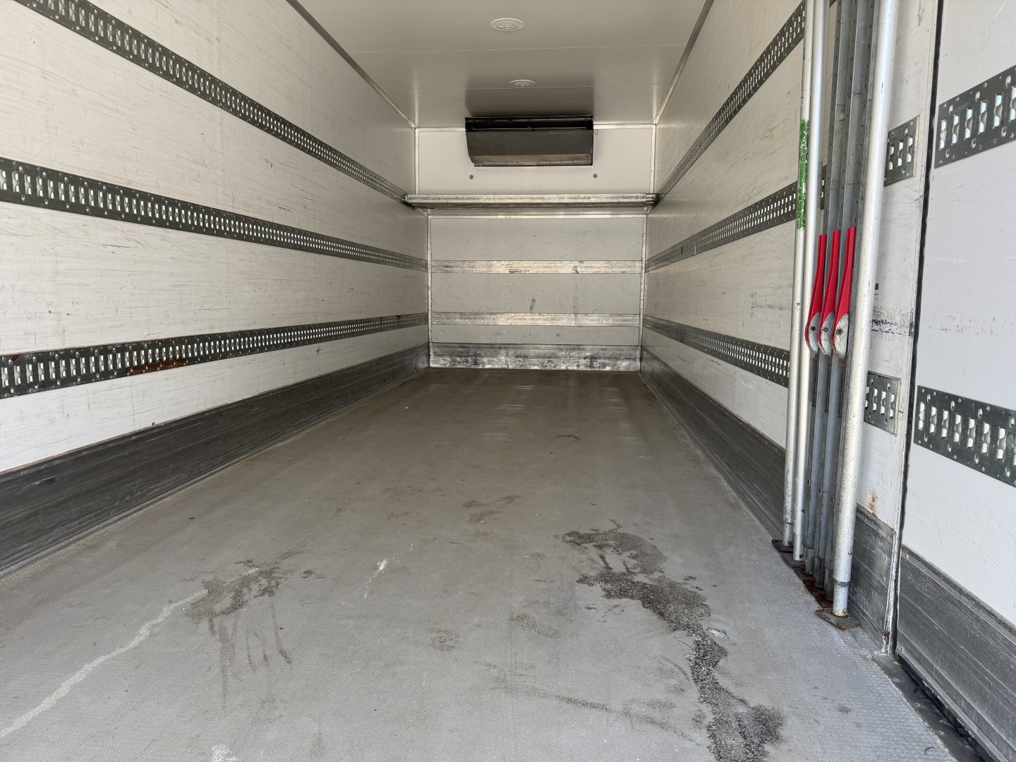 Iveco EuroCargo 180-280 4x2 Thermo King T-1000R