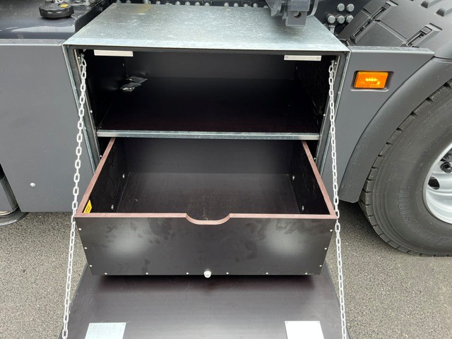 Scania R560