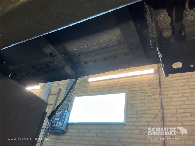 Schmitz Semi Curtainsider Standard