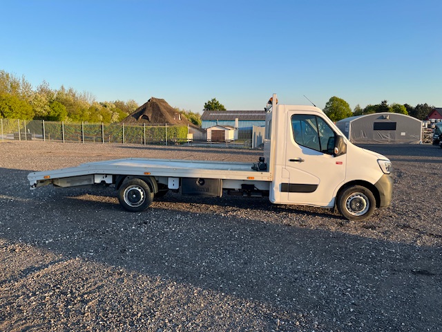 Renault Master 2.3 DCI 150HK Autotransporter – Knæklad