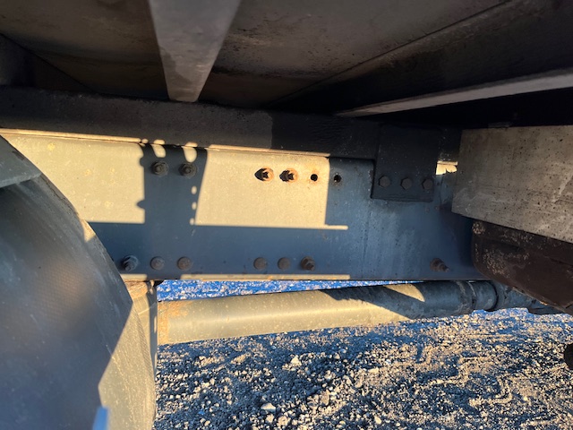 Volvo FM 330 6X2*4 Maskintransporter – Knæklad
