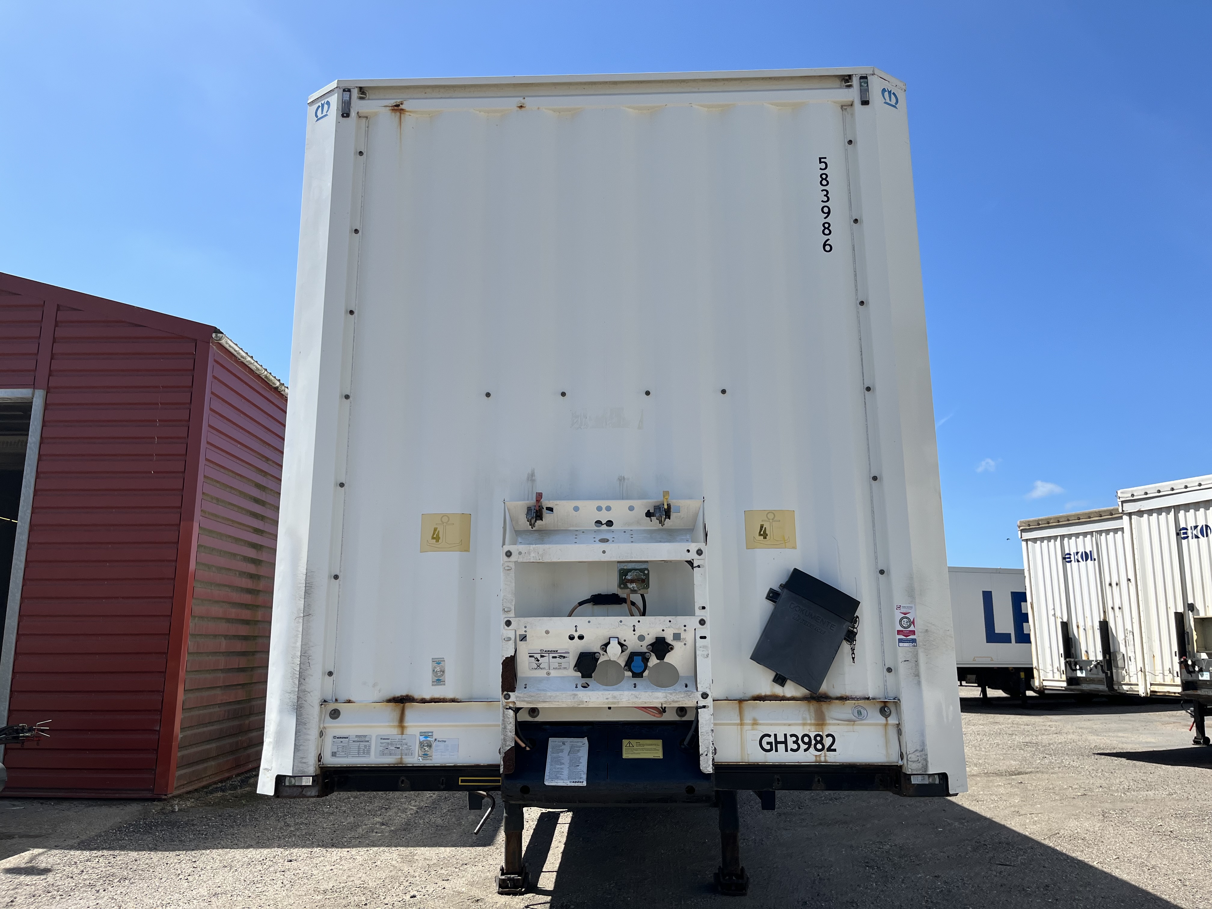 Krone Boks trailer m. lift