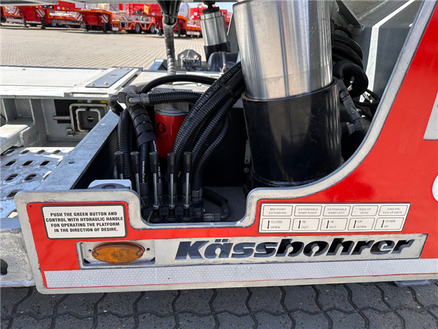 Kässbohrer 3 aks. Trucktransporter