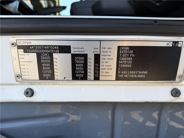 Scania R490 8x2*6 HNB ADR Chassis Euro 6