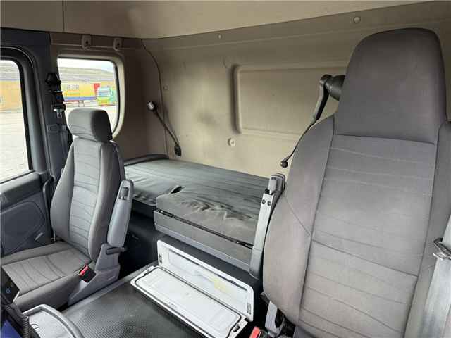 Scania G450 8x2*6 ADR Chassis Euro 6