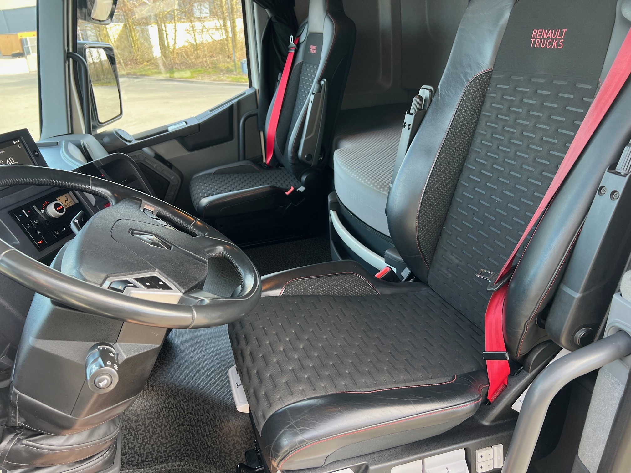 Renault T-Range med sovekabine