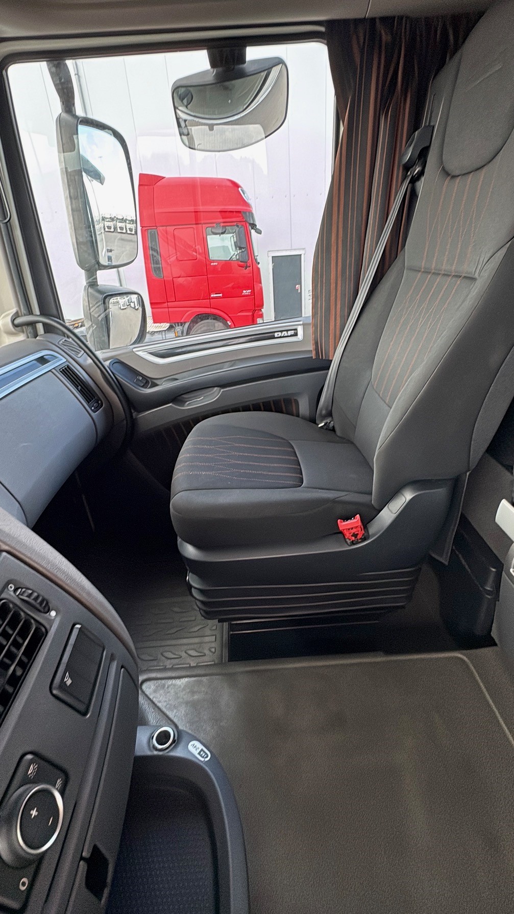 DAF XF FAR 480 veksellads chassis