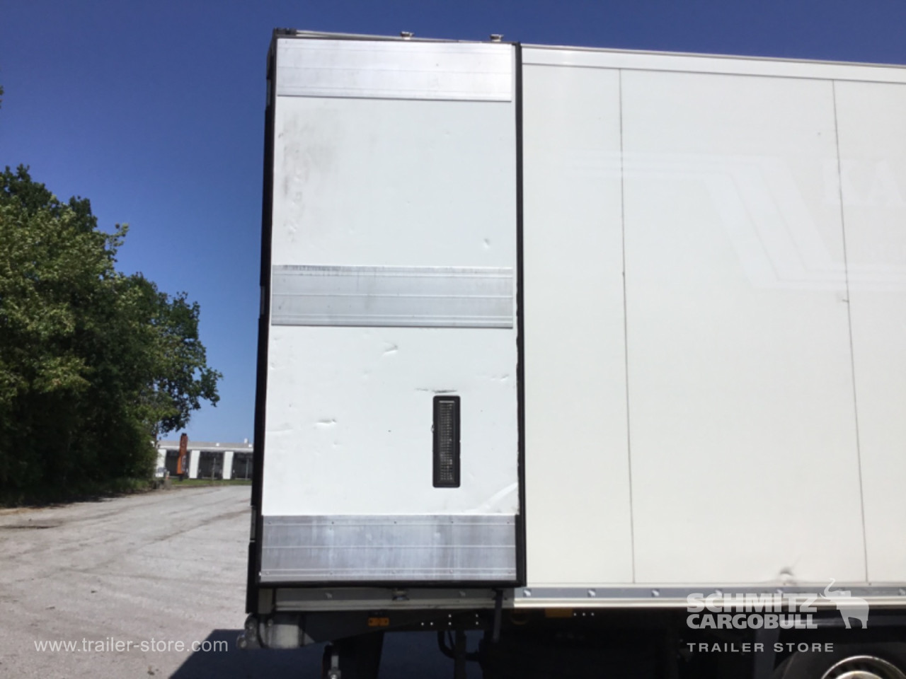 Schmitz Semi Reefer Meat hanging system