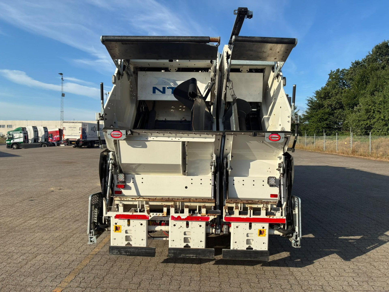 Scania L 280 B6x2*4NB - NTM skraldebil