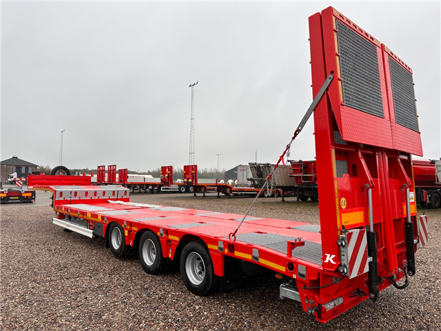 Kässbohrer SLS HS 3 – Hydraulisk mellemgulv Maskintrailer